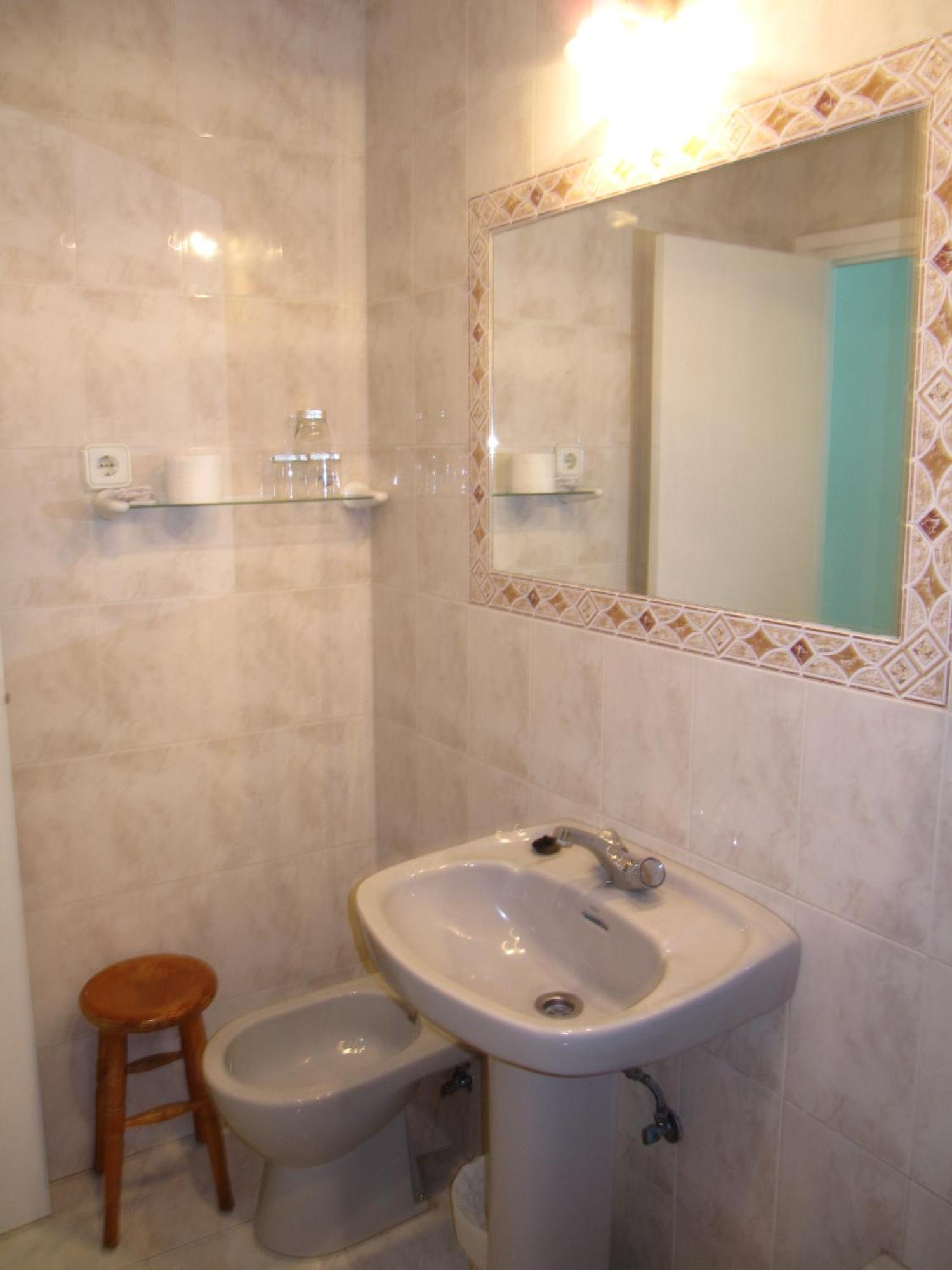 מארבלה Hostal La Pilarica חדר תמונה