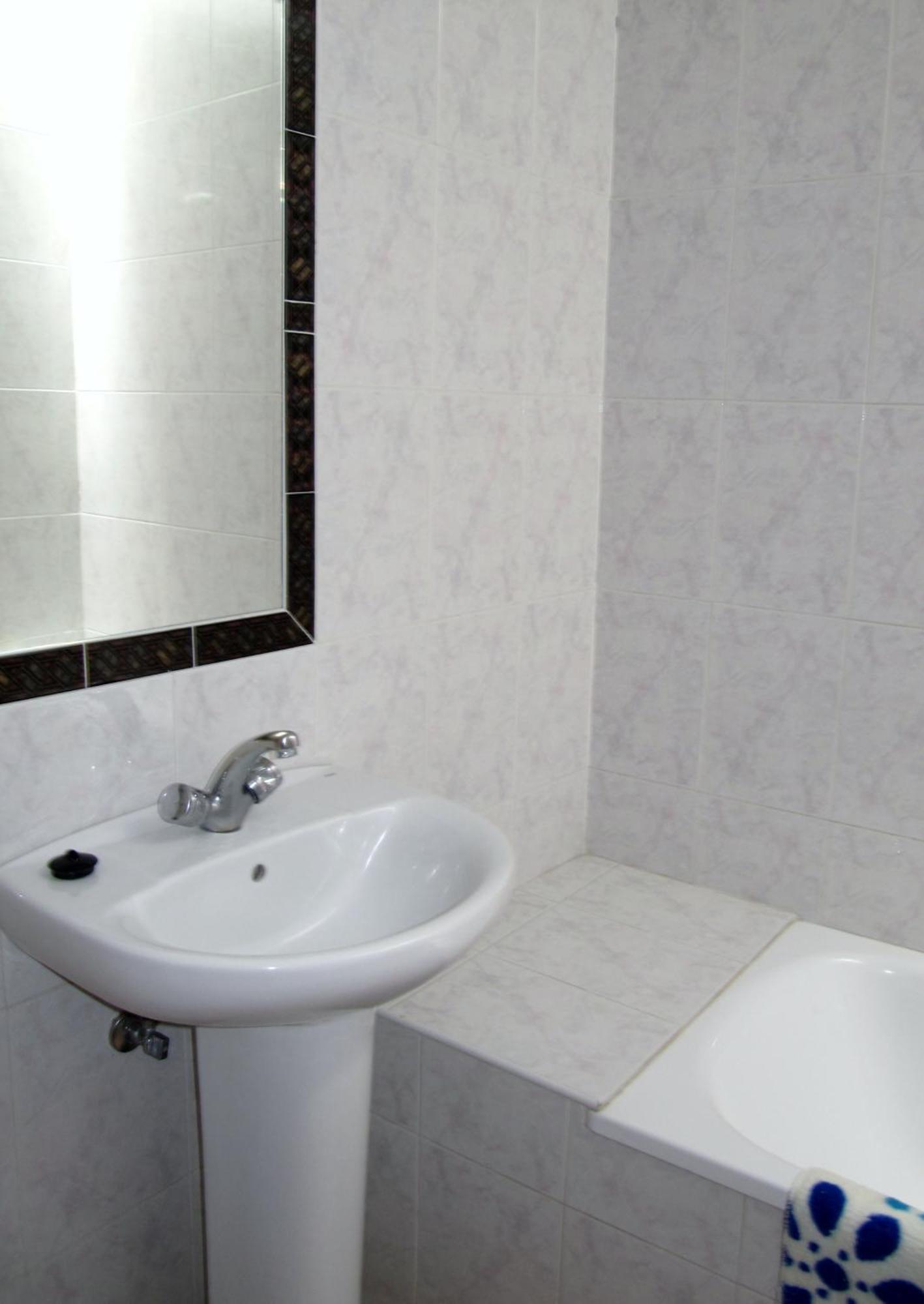 מארבלה Hostal La Pilarica חדר תמונה